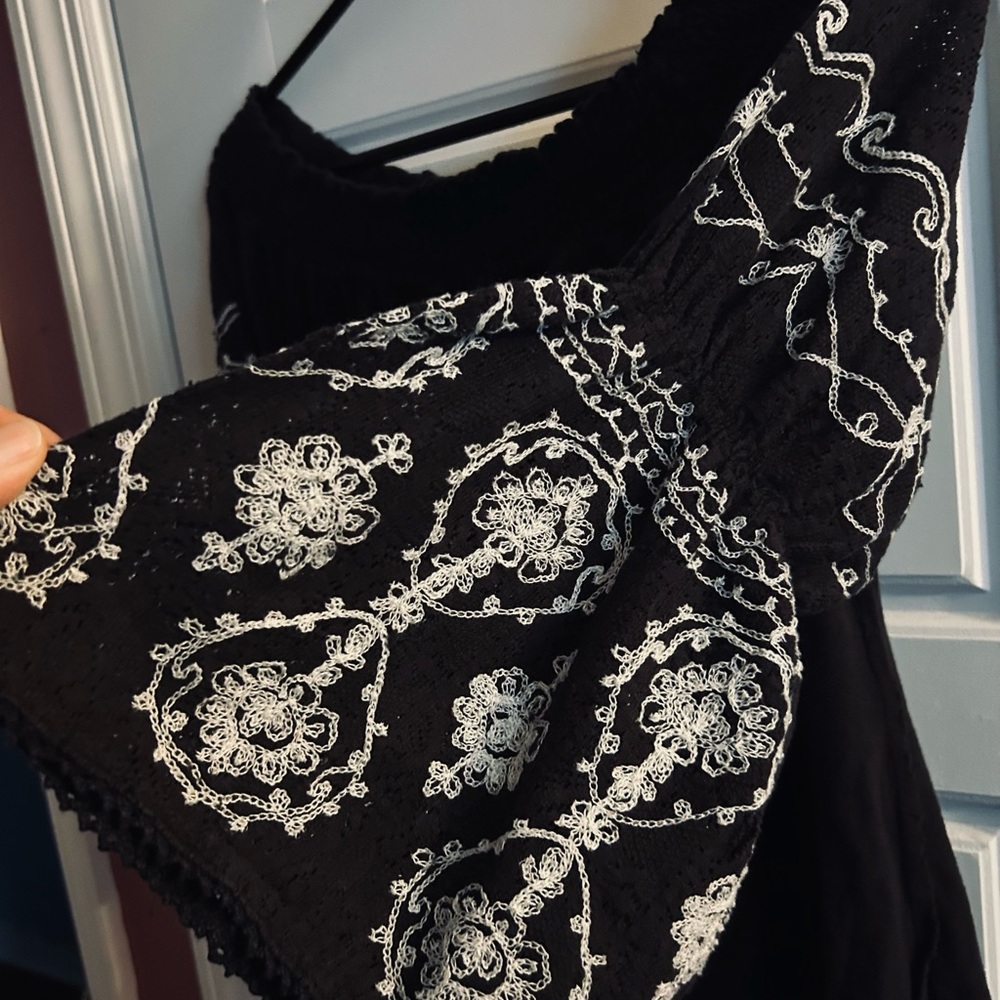 Free People Acapulco Embroidered Off The Shoulder Bell Sleeve Boho Blouse S - Picture 6 of 7